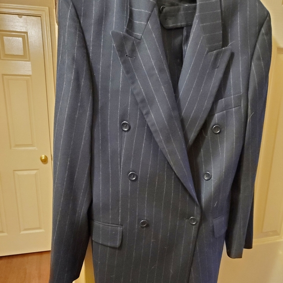 NWOT HUGO BOSS Men's Wool/Cashmere Suit.  38L Coat/32" Pants - Picture 12 of 12